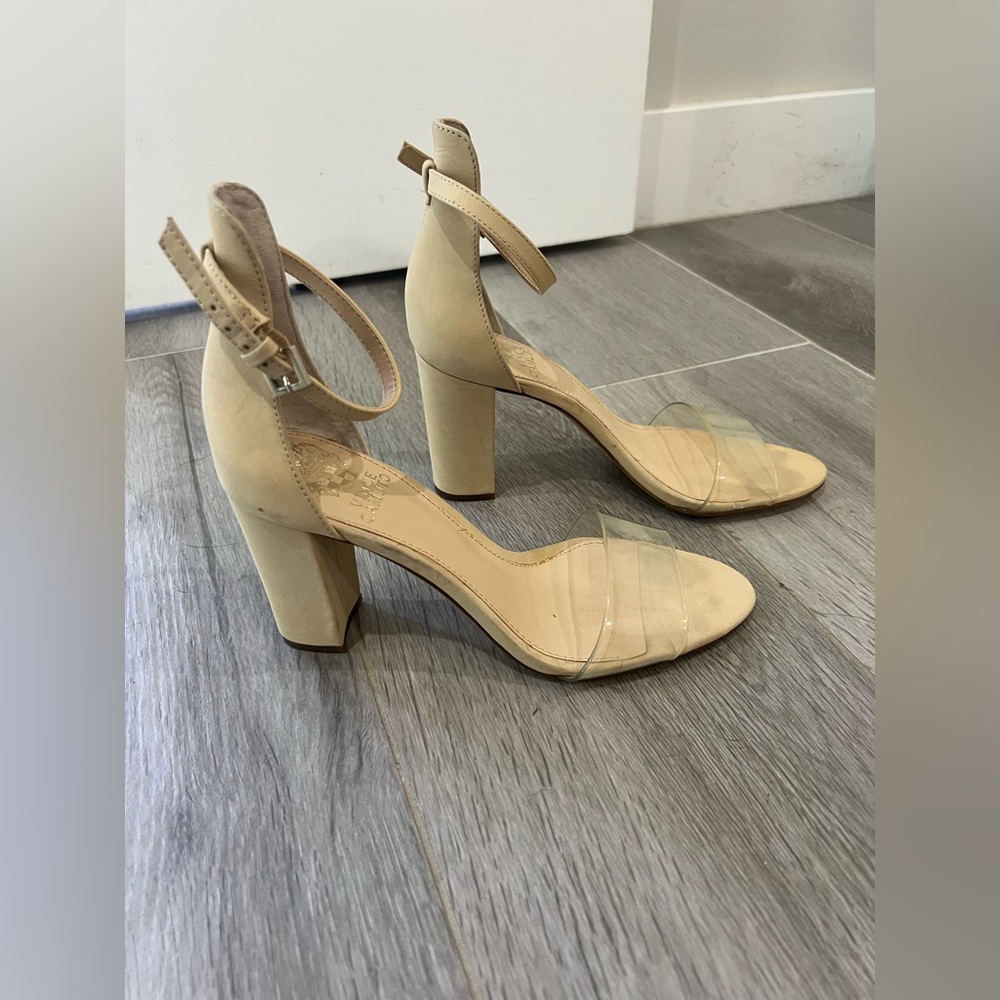Vince Camuto Block Heel Tan Sandals. Size 8